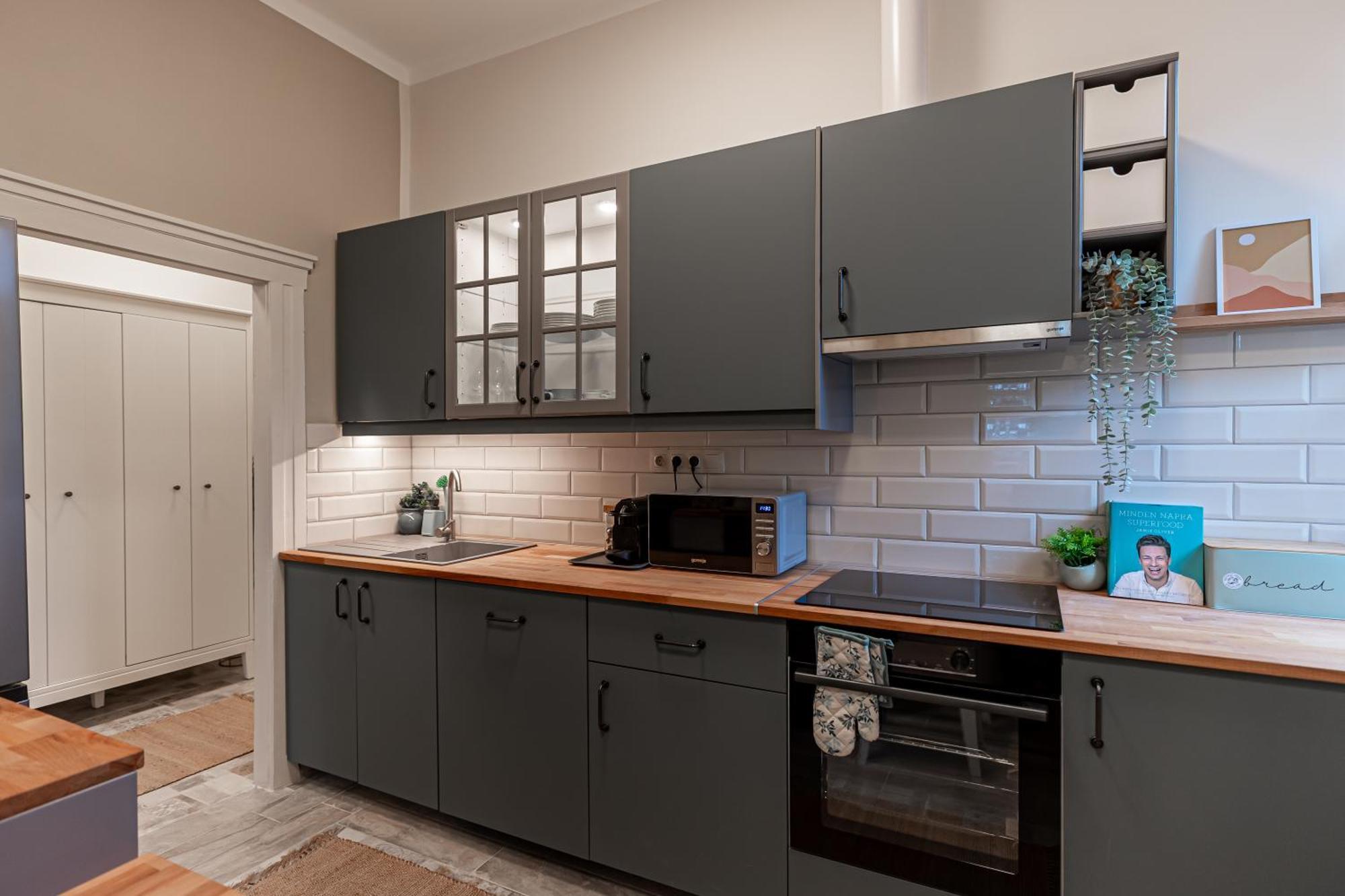 Bb Goergey Apartman I. Miskolc Exterior photo